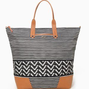 Stella & Dot Getaway Tote